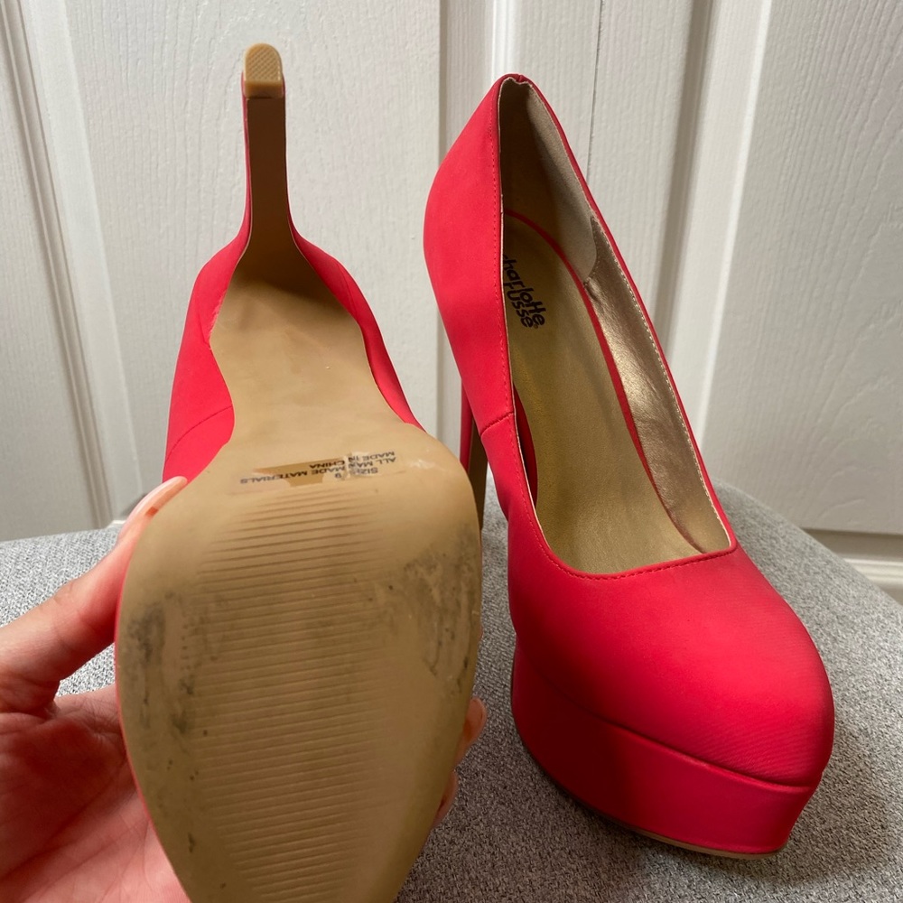 Heels - Picture 2 of 2